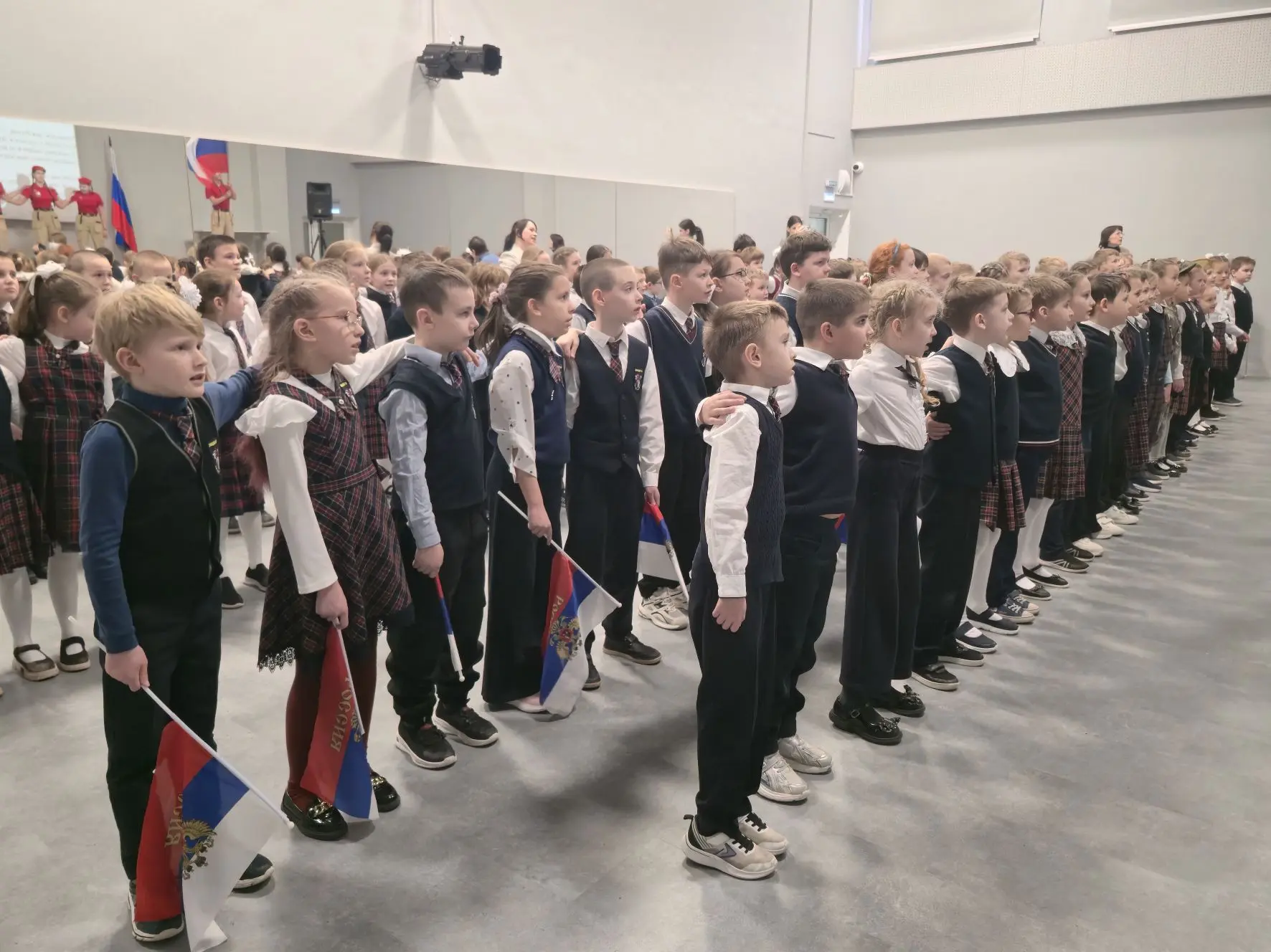 Фестиваль патриотической песни🇷🇺  С большим успехом прошёл фестиваль патриотической песни! Ученики н