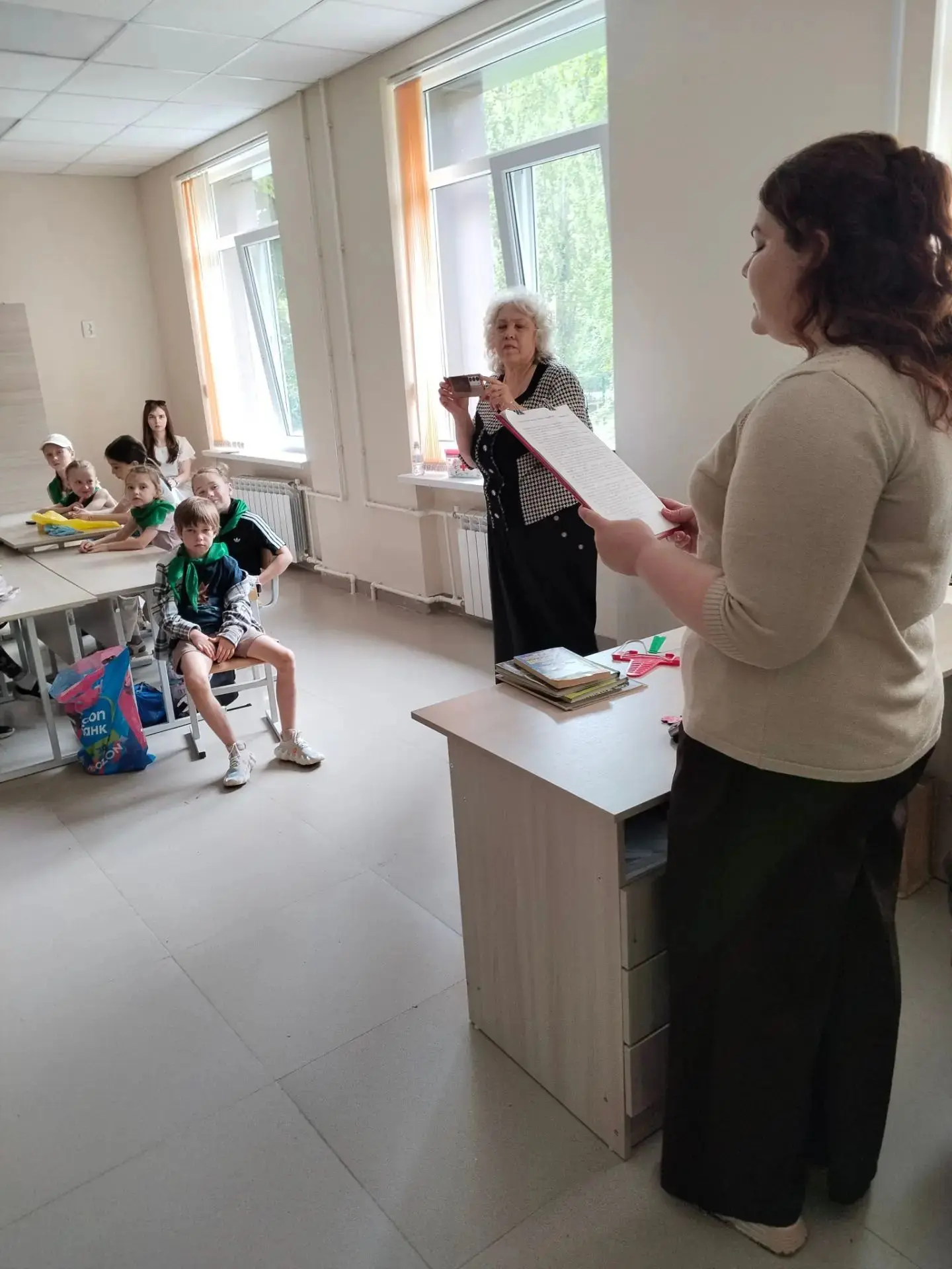 Любить природу — значит любить Родину! 🌿🇷🇺

Воспитанники пришкольного лагеря МБОУ СОШ №4 открыли 