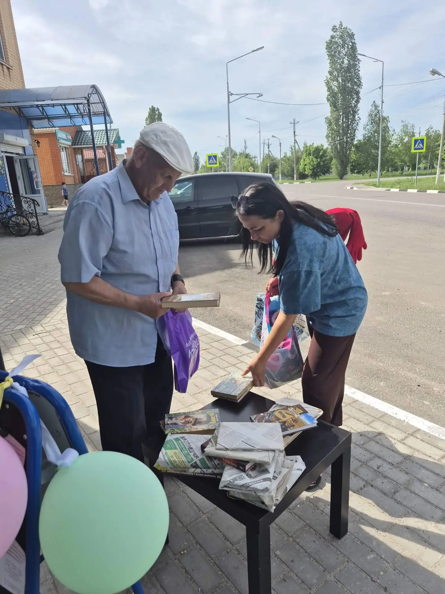 В советское время начитанность и домашняя библиотека были символом статуса. Сейчас статус чаще ассоц