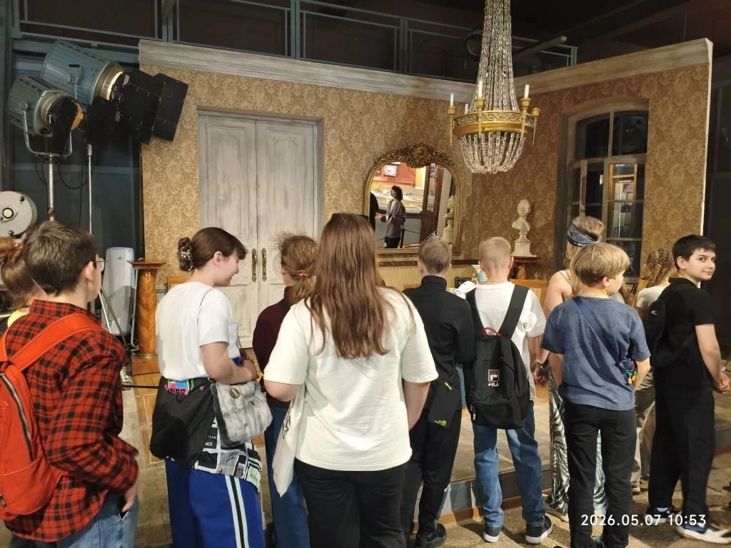 🎬 5 «Я» на «Мосфильме»: путешествие в мир кино!   Ученики 5 «Я» класса отправились в захватывающее п