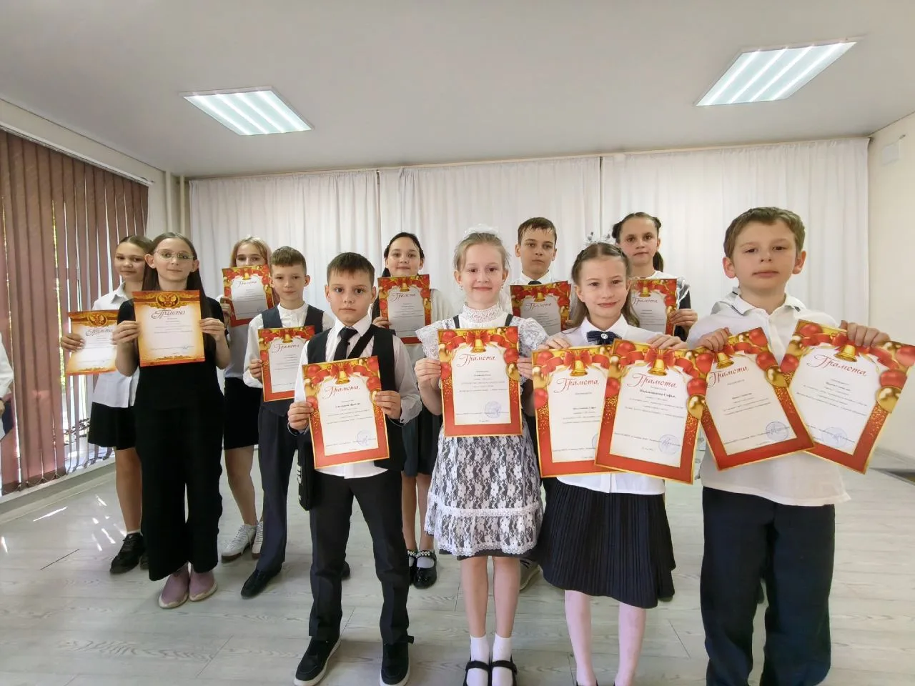🎉 Сегодня в гимназии прошёл настоящий праздник — День Ученика! 🏫  👍Ученики стали главными героями дн
