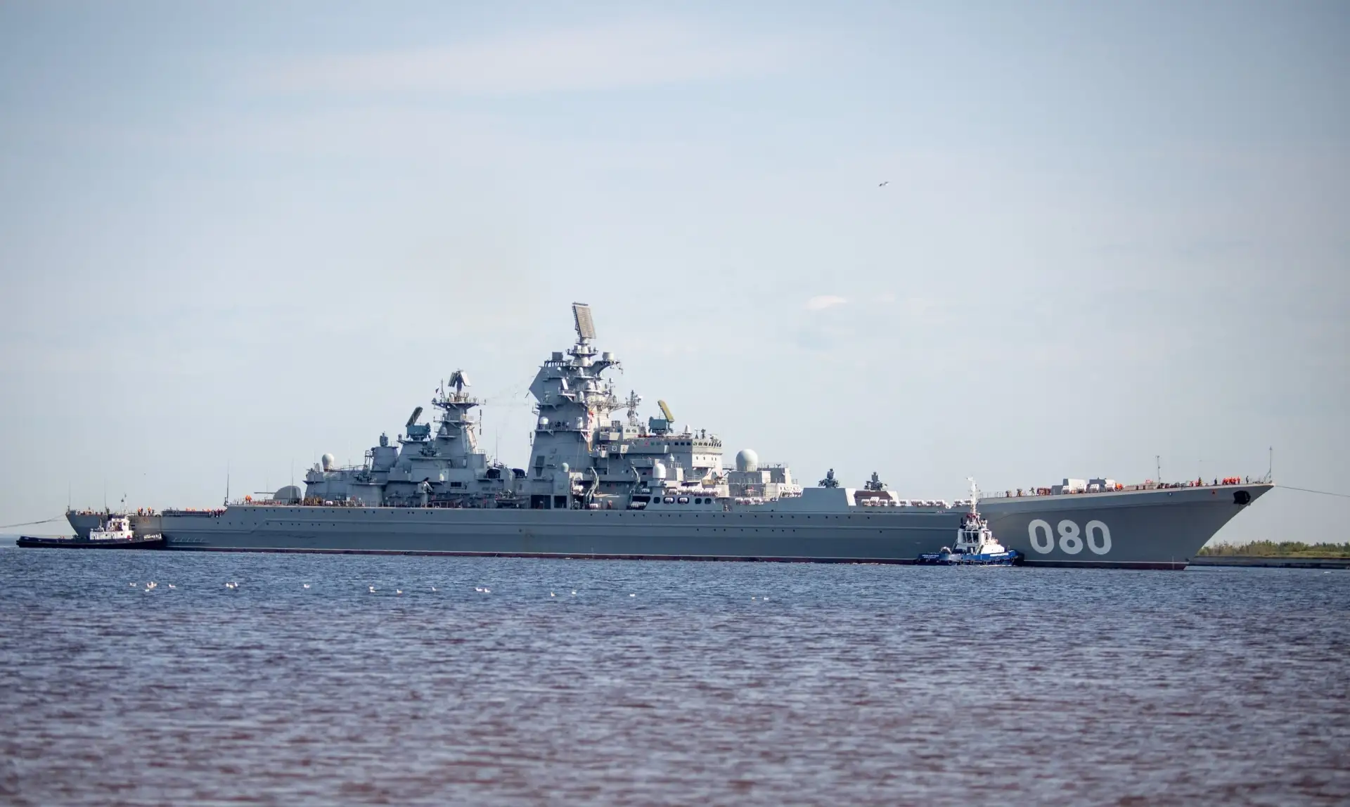 ТАРКР "Адмирал Нахимов" проекта 11442М возвращается в Северодвинск после очередного эта...