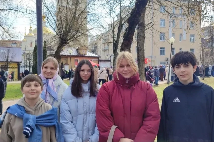 🕊️Администрация и педагоги нашей школы, юнармейцы и активисты Движения первых приняли участие в Пасх