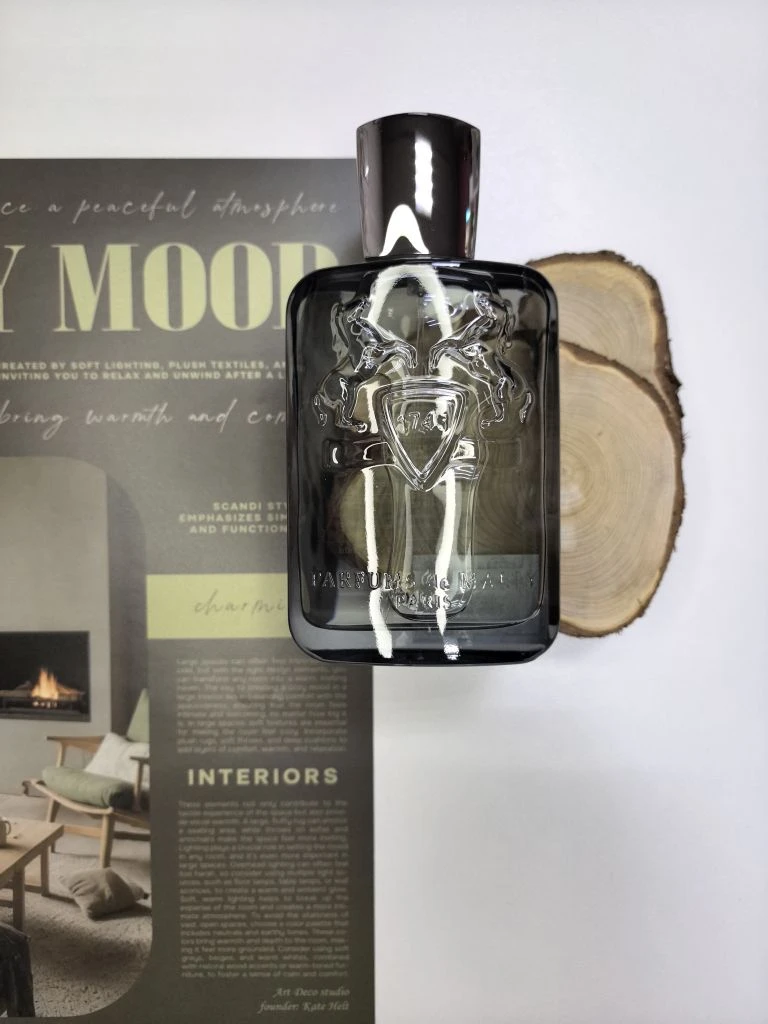 Castley Parfums de Marly.