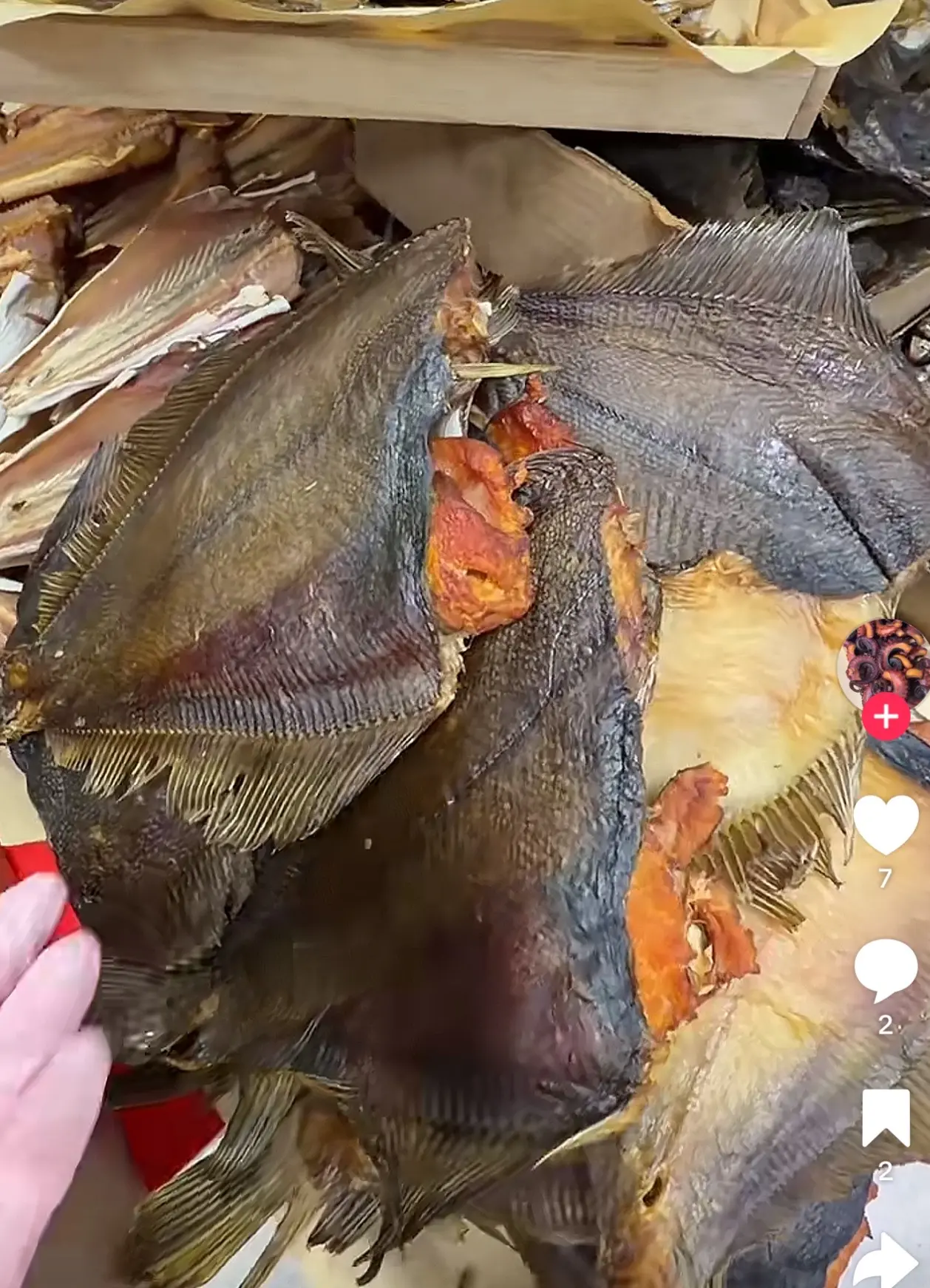 Просто мои рекомендации в тик токе в час ночи 🤤🤤🤤 хочу !!! Я сейчас слюной захлебнусь 🫣Завтра надо з