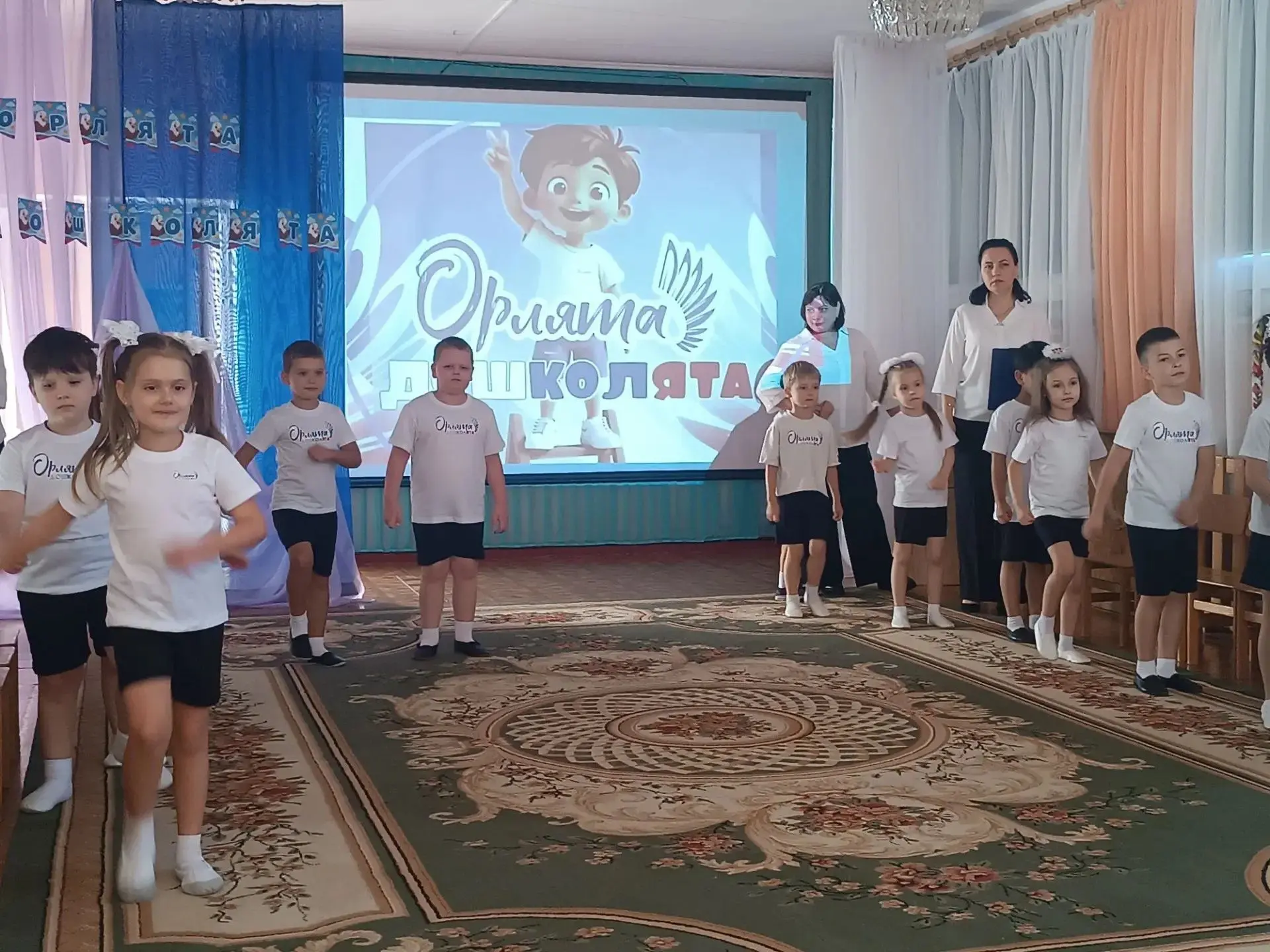 Торжественное посвящение в «Орлята-дошколята»: мы — будущее России! 🦅🇷🇺В ГБДОУ «ДЕТС...