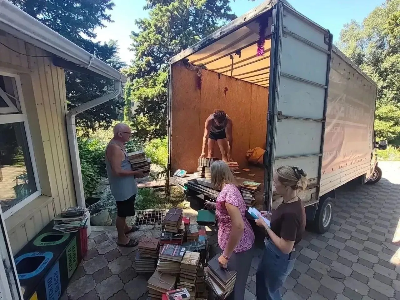 ♻️Муниципалитеты Краснодарского края собрали порядка 25 тонн макулатуры в текущем месяце