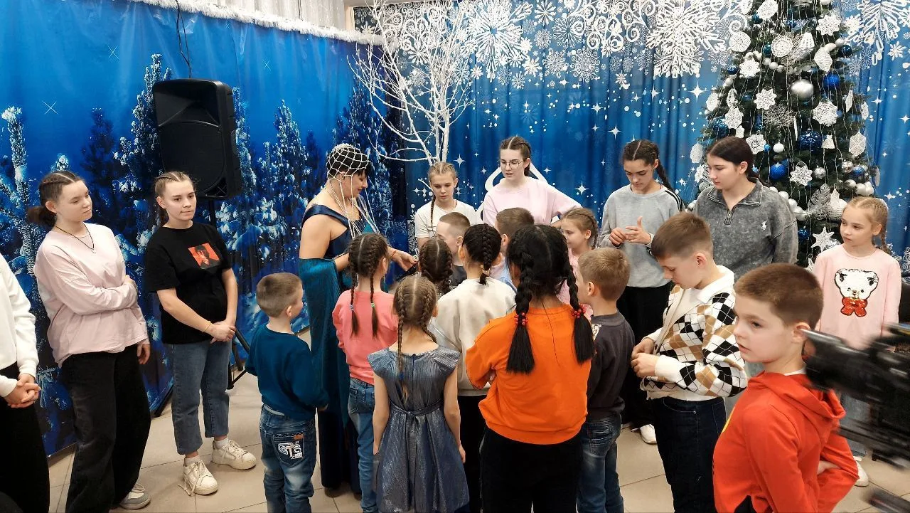 Новогоднее Волшебство в детском доме от "Летнего Луга" и симфонического оркестра!