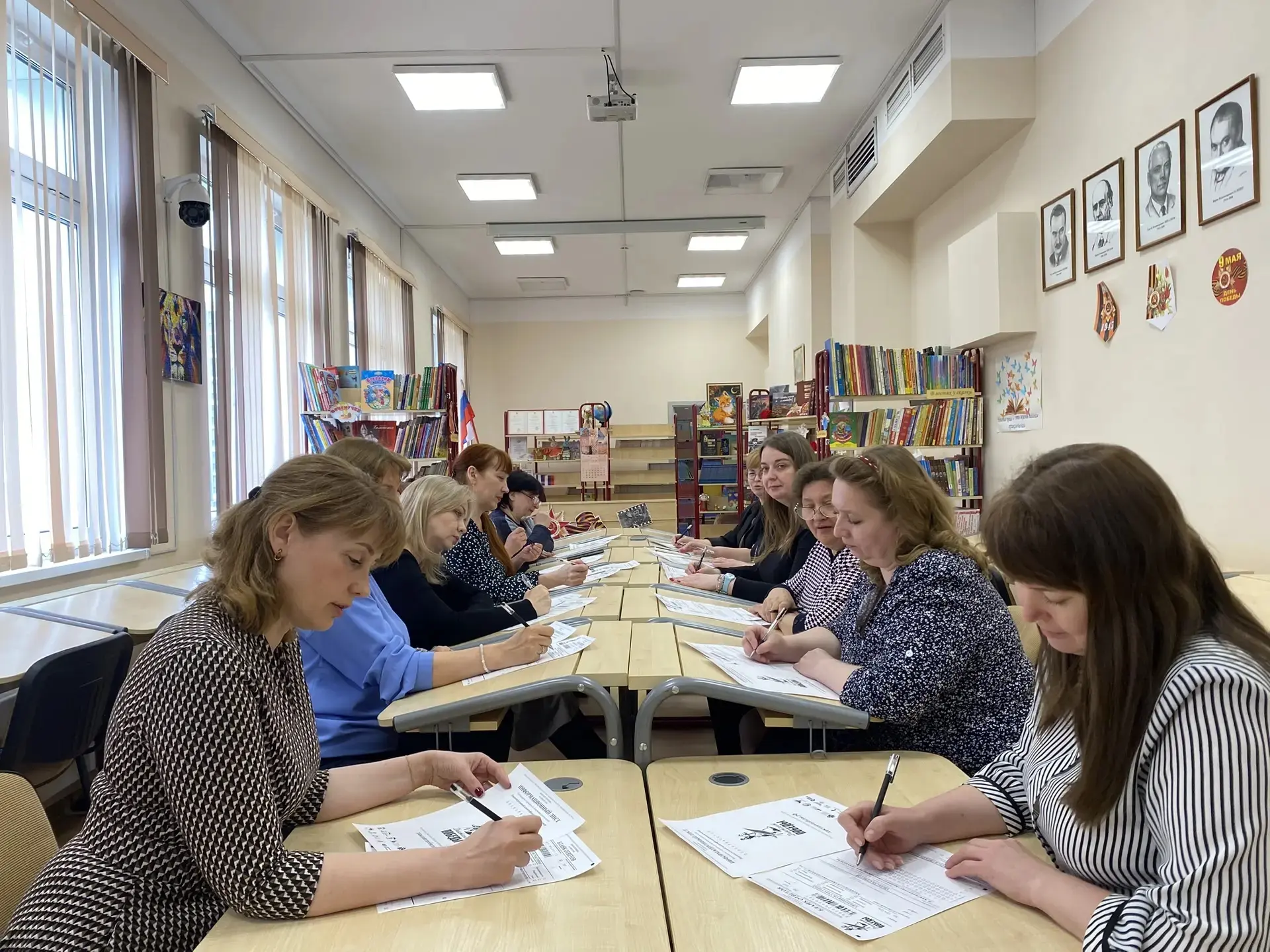 🌟 Сегодня в нашем образовательном комплексе прошла международная акция «Диктант Победы»! 🇷🇺  ✨ В мер