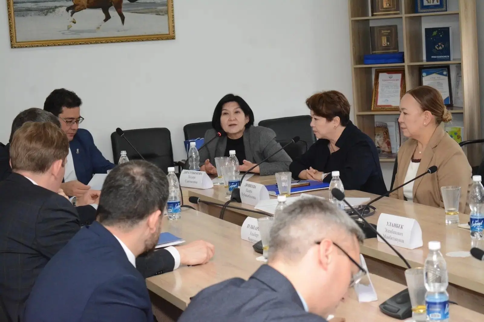 🇷🇺 🇰🇬 В Бишкеке состоялся методический семинар по запуску совместных российско-кыргызских школ  12 м