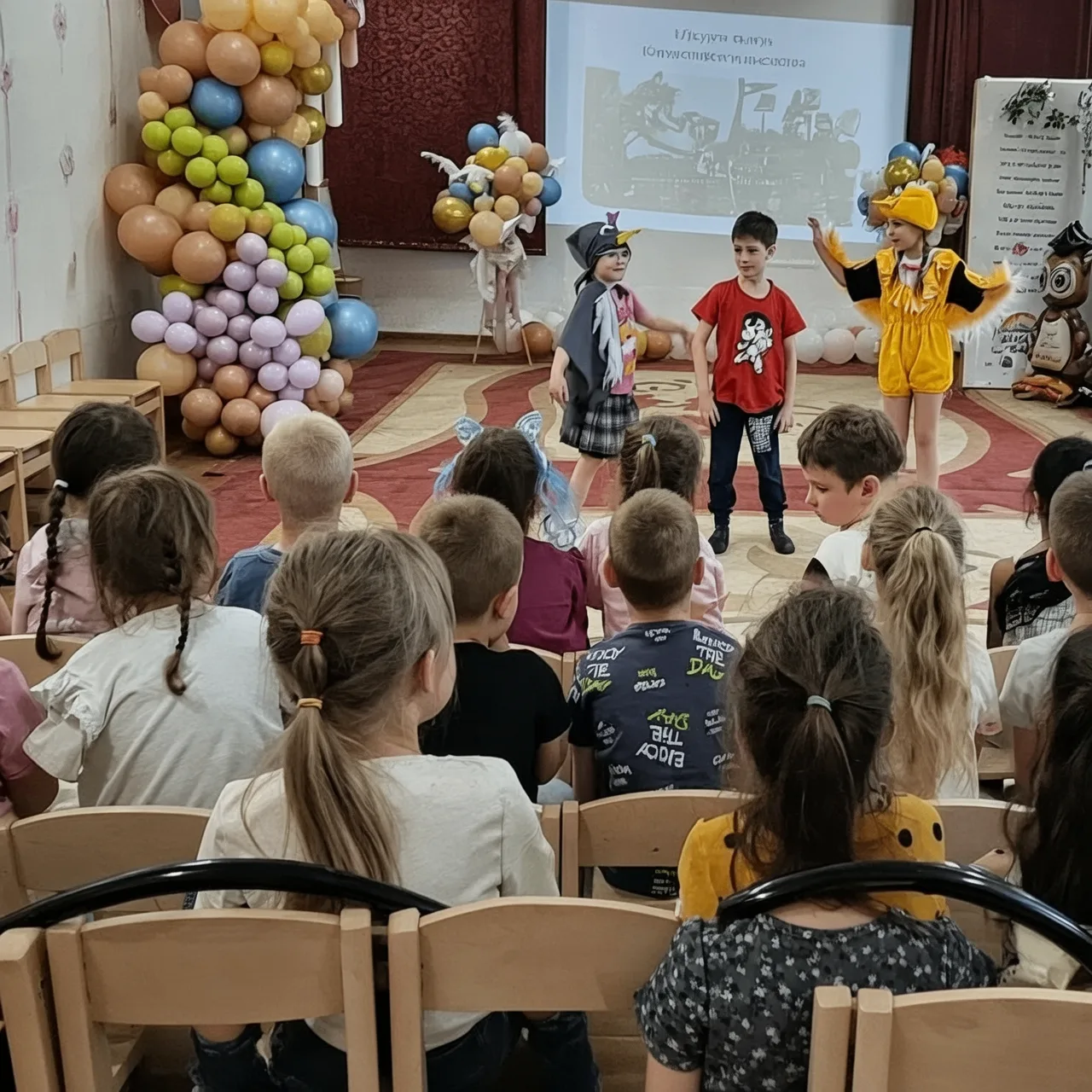 🎶 В рамках проекта "Классическая музыка в детском саду" ребята подготовительных групп вместе с музы