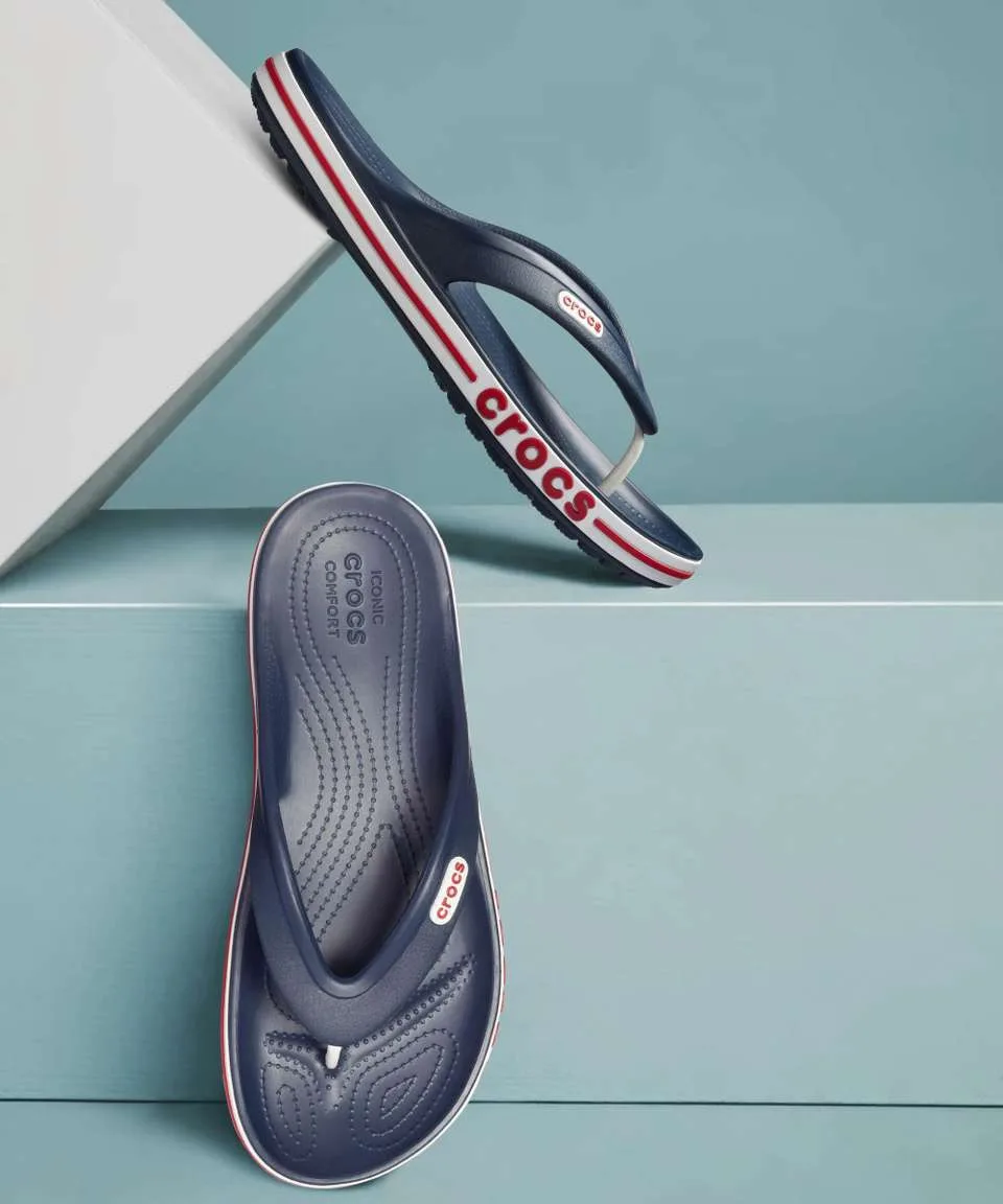Crocs сланцы унисекс