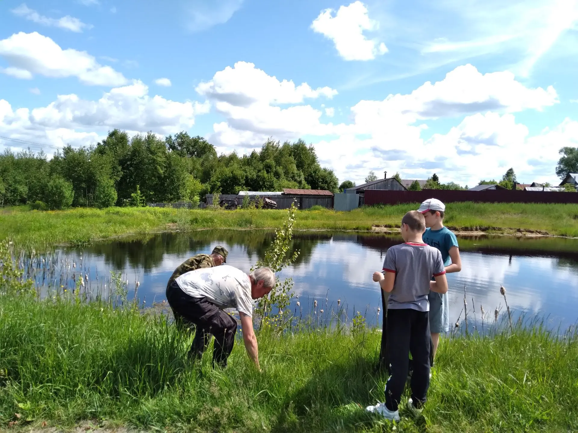 🌿В Саваслейке прошла экологическая акция «Вода России»