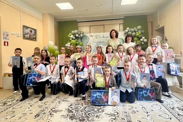 🌹🌺🌷В детском саду состоялся особенный праздник — выпускной у детей из группы «Веснуш...