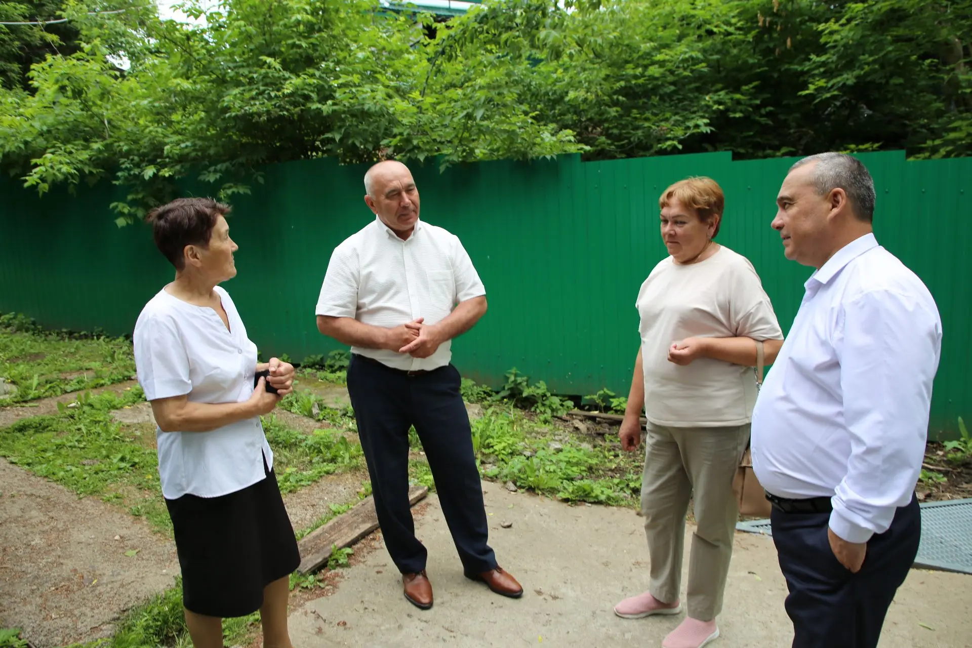 В селе Яншихово-Норваши завершено обустройство дорожки к местному источнику в рамках инициативы Глав