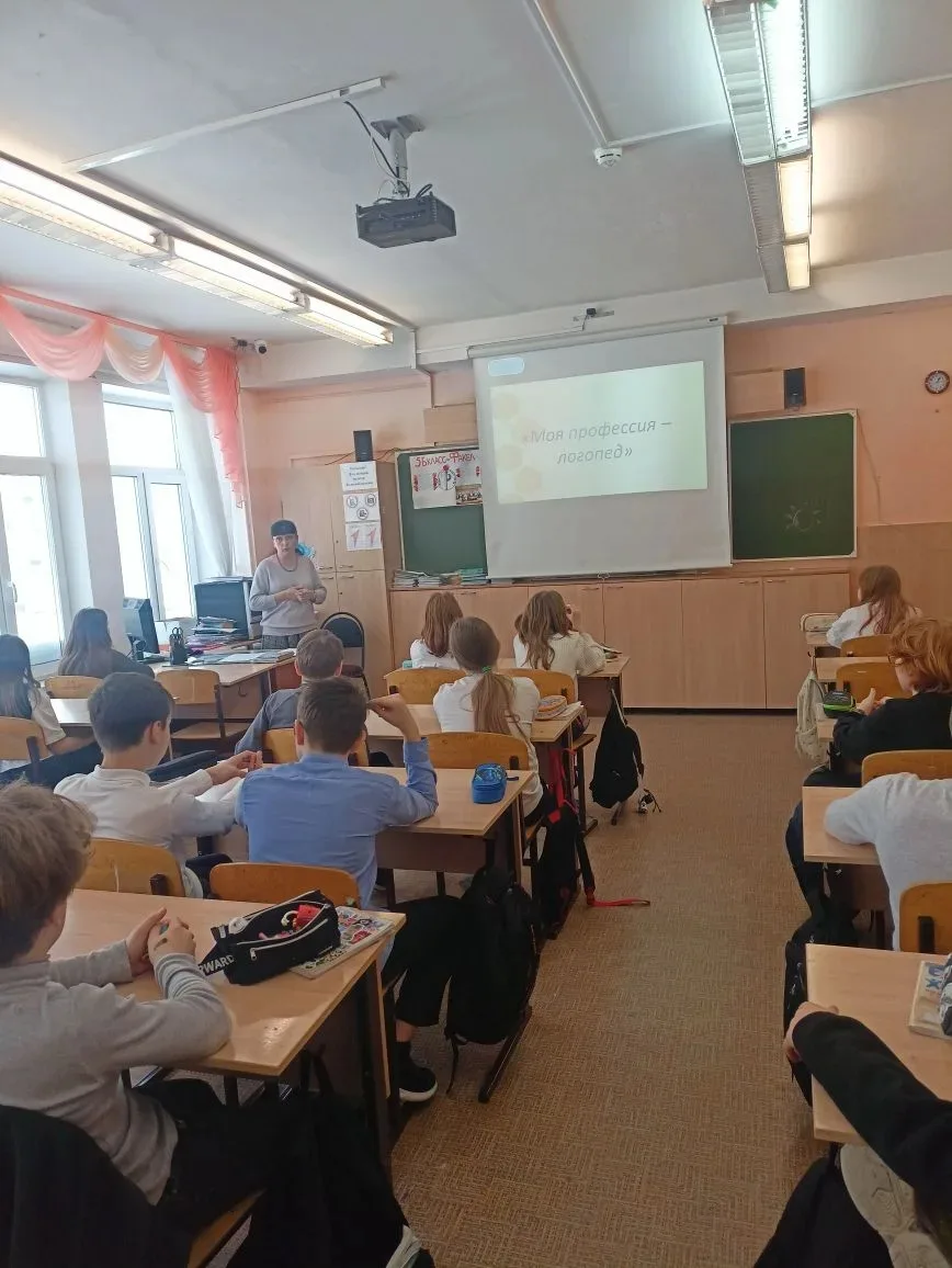🌷 Поздравления от родителей в День школьного содружества.  "Школе я желаю процветания, чистых коридо