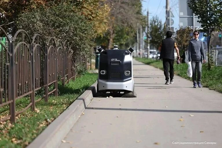 🤖 Роботы-уборщики собирают до 210 литров мусора в день в Кировском районе Самары
