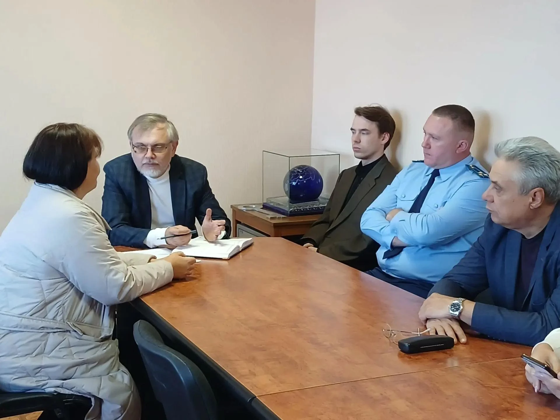 В Александровом Гае продолжают решать проблемы семей участников СВО
