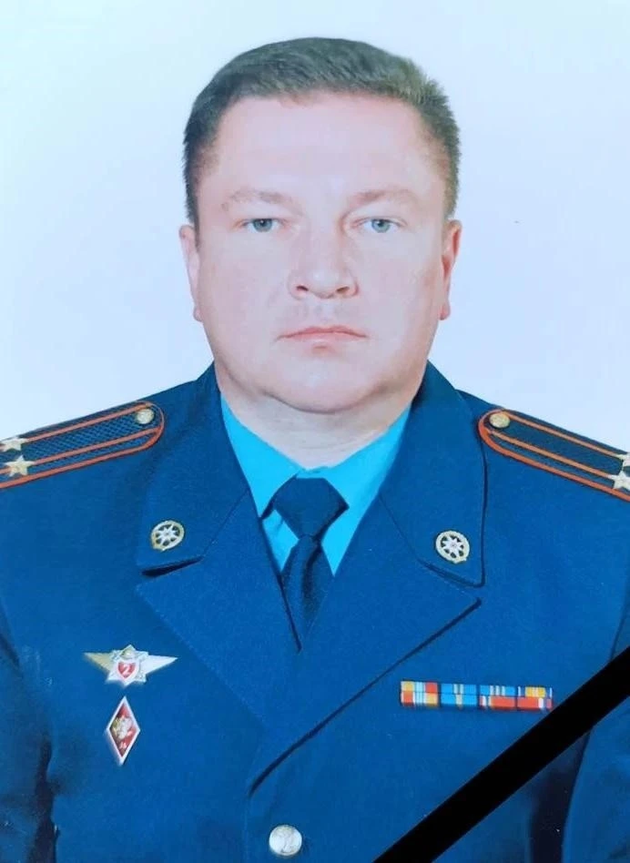 Ушел из жизни начальник 7-й пожарно‑спасательной части МЧС, подполковник Геннадий Коростелев 
 
В пр