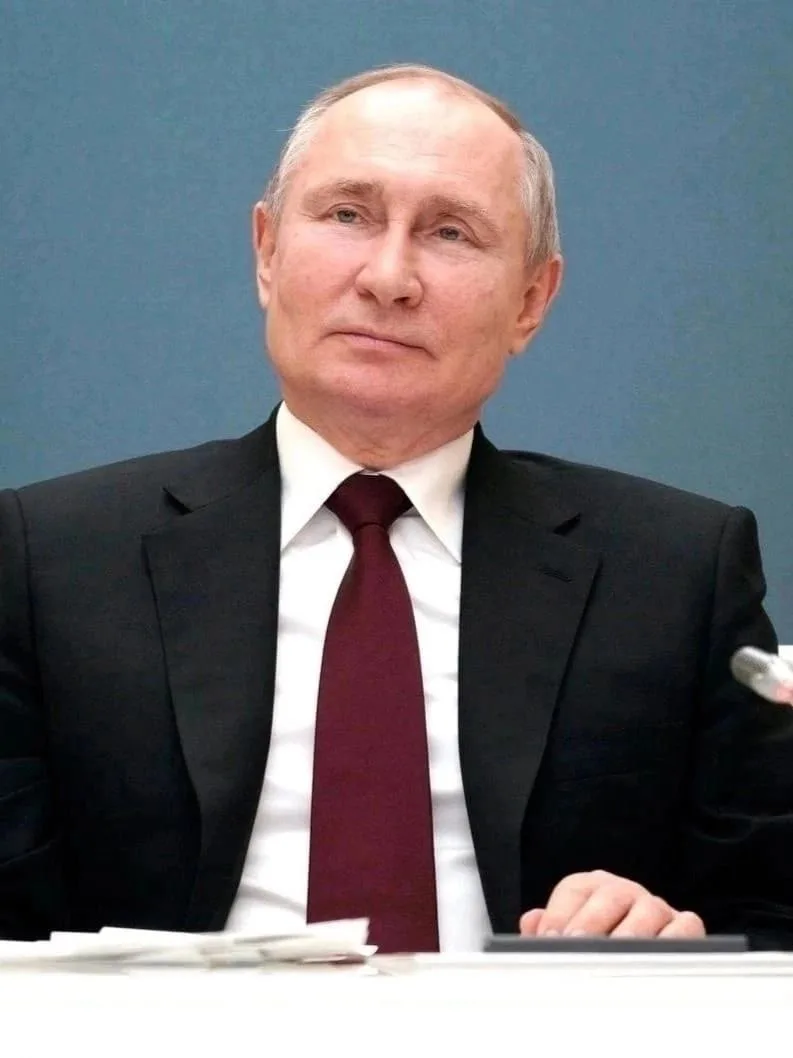 Путину — 74!