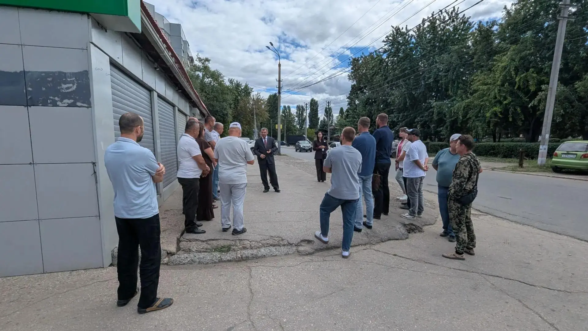 Улицу Торговую нужно приводить в порядок и благоустраивать