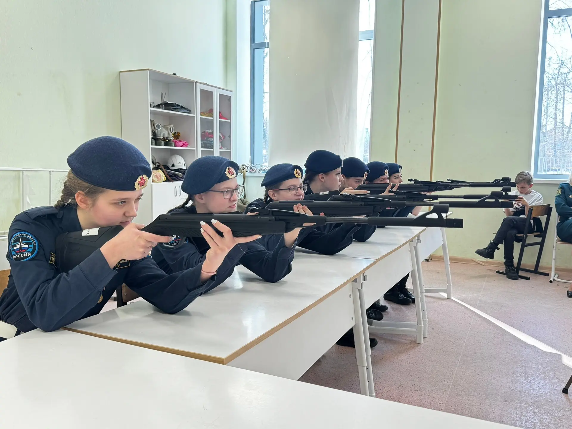 Красота и отвага: Победа девушек на муниципальной игре «А ну-ка, девушки!»  В городском округе Домод
