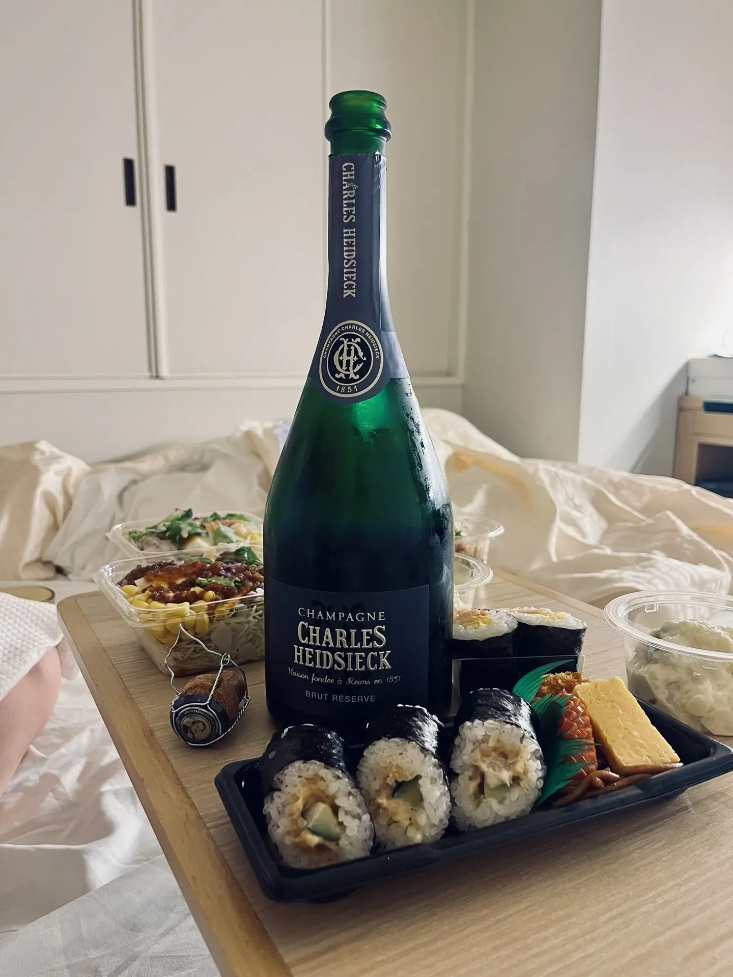 🍾Финальный вечер в Японии, завтра уже домой с полными чемоданами впечатлений. О них, вероятно, напи
