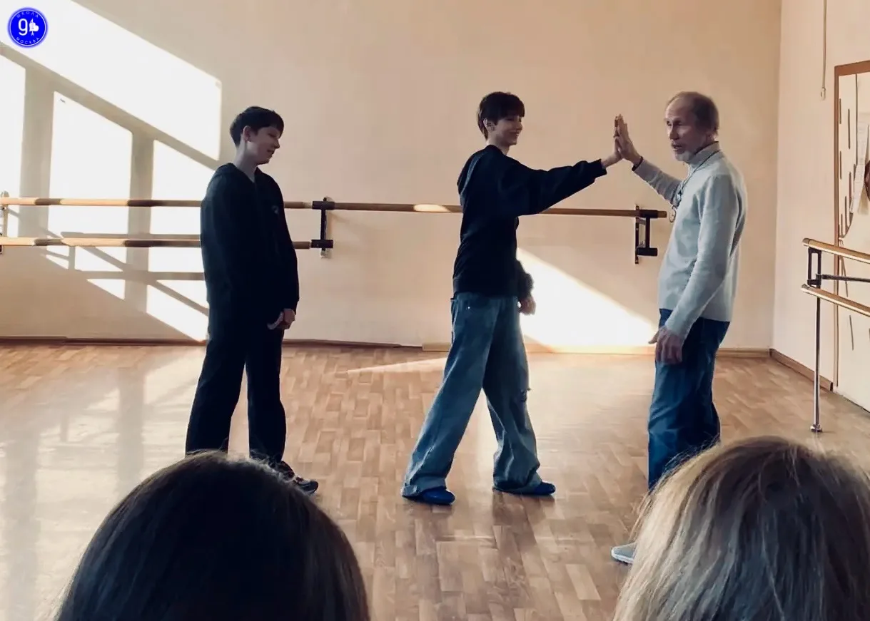 🎭Неделя театра и кино в нашей школе была поистине незабываемой!  ✔️ Творческие встречи с актером Ант