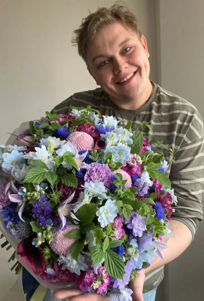 💐«Скажу, что букет стоит 2000 ₽» — самая дорогая фраза флориста