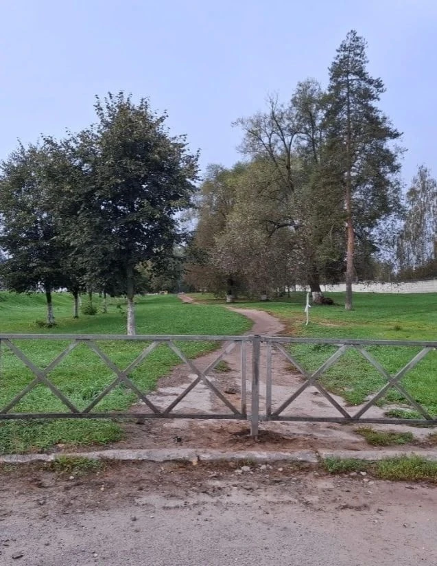 🚧 В Ярославле перекрыли народную тропинку к автовокзалу