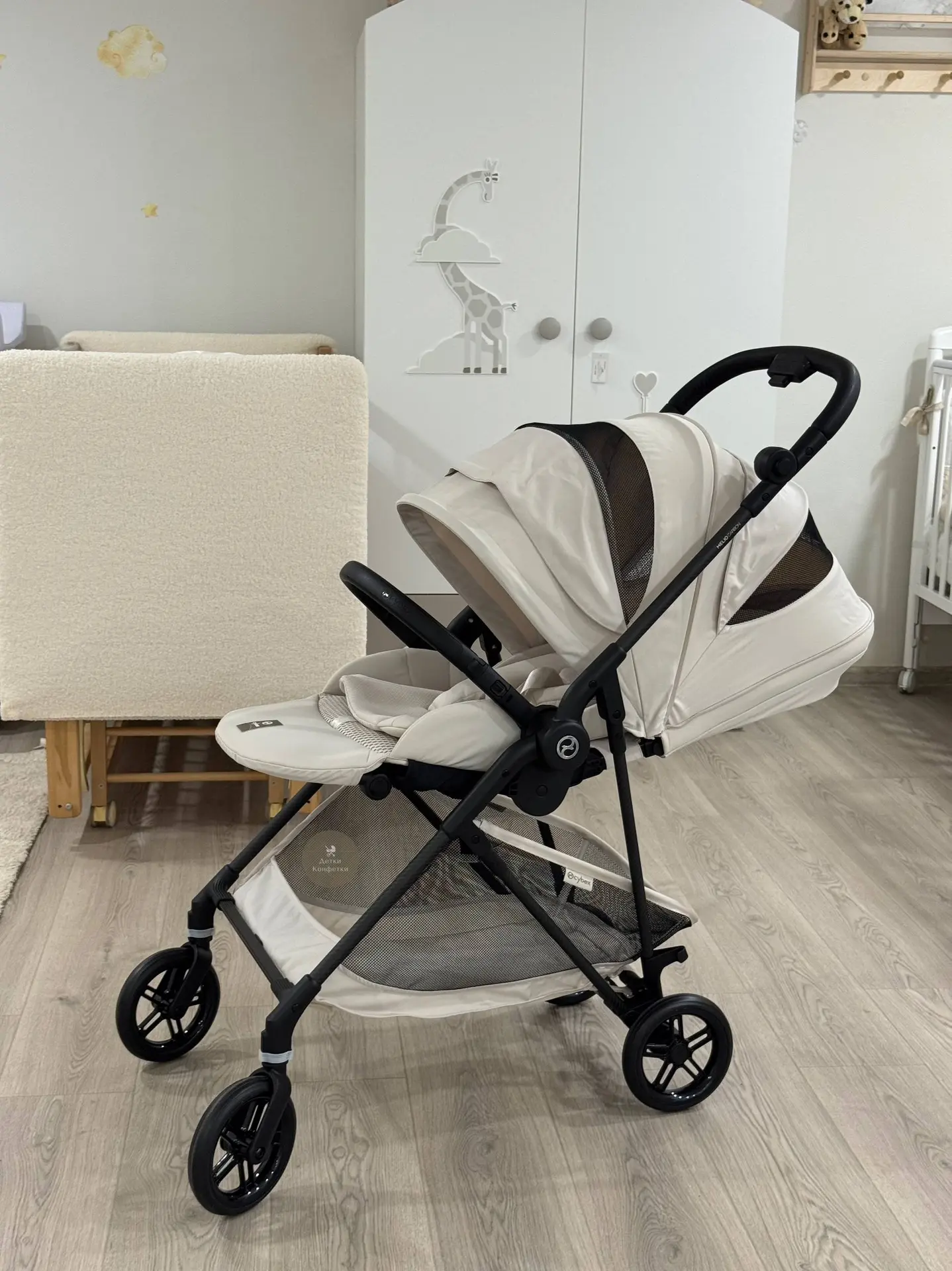 Ультралегкая прогулочная коляска с реверсивным блоком - Cybex Melio Carbon 2026 😍