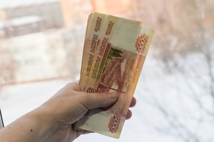 Новосибирцы подали две тысячи жалоб на долги по микрозаймам

Они требуют пересмотра задолженности.

