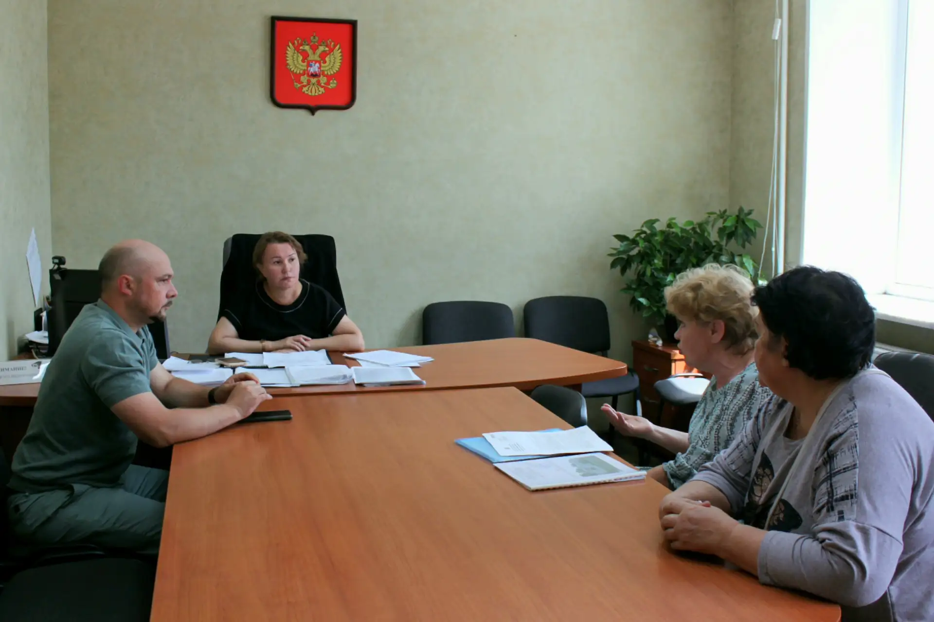 👥18 июня руководитель Департамента Эльвира Гамерова провела еженедельный личный приём граждан.

Обр