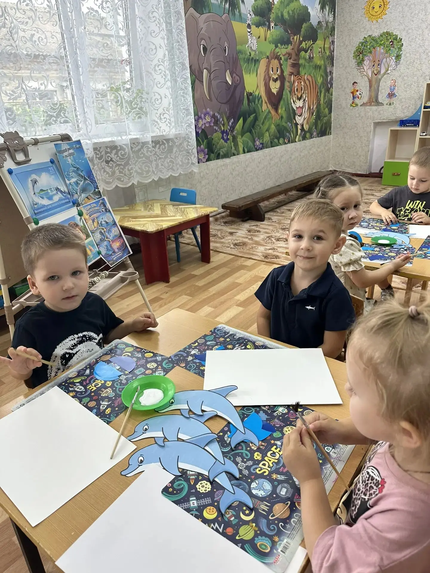 Всемирный день дельфинов и китов в первой младшей группе "Колобок"