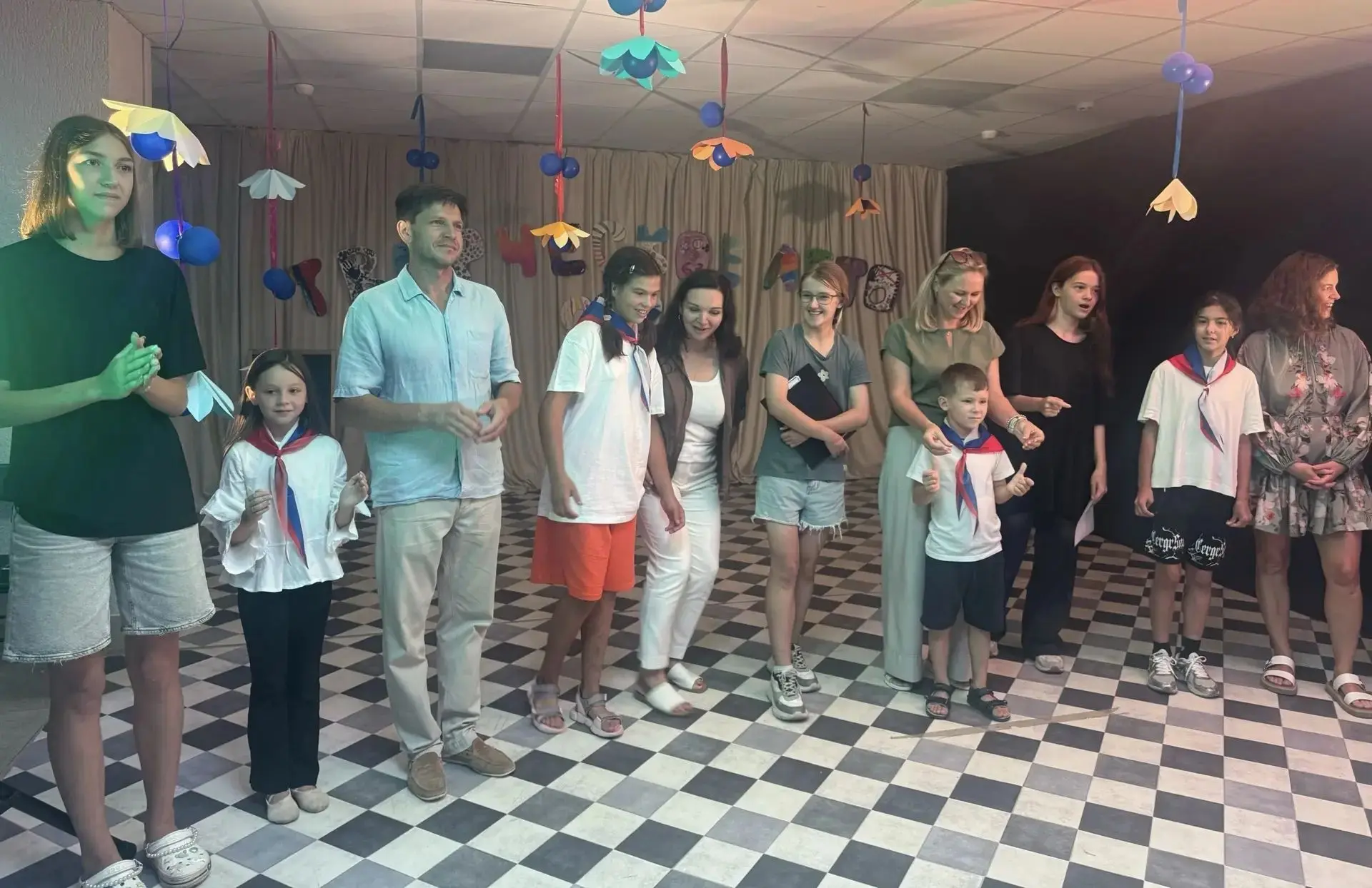👏💖🎉 Топали громче всех, но победила дружба: члены клуба молодой семьи "Домашний очаг" приняли уча