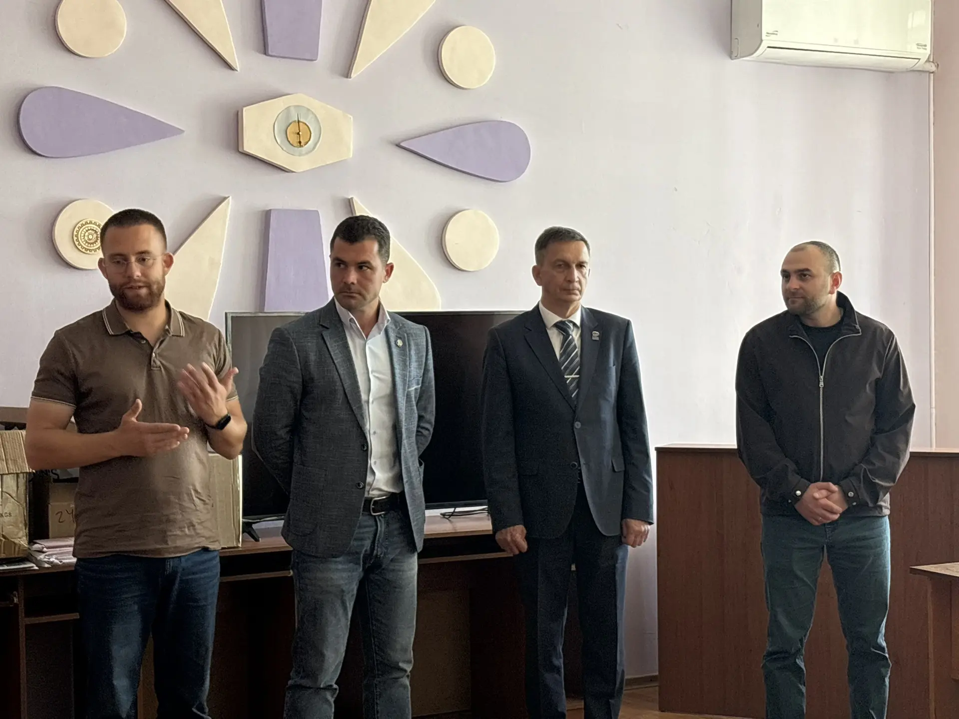 Забота о будущем и новые возможности для юных жителей округа
