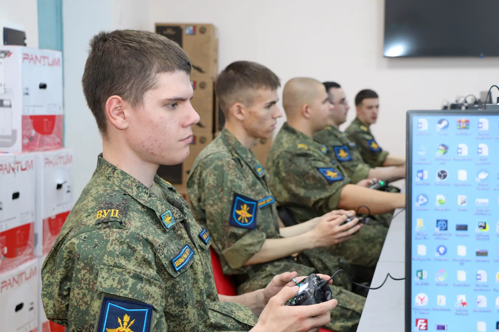 В МГТУ прошел чемпионат по военно-прикладному многоборью «Курсантский рубеж» 👏  📌 Участники соревнов