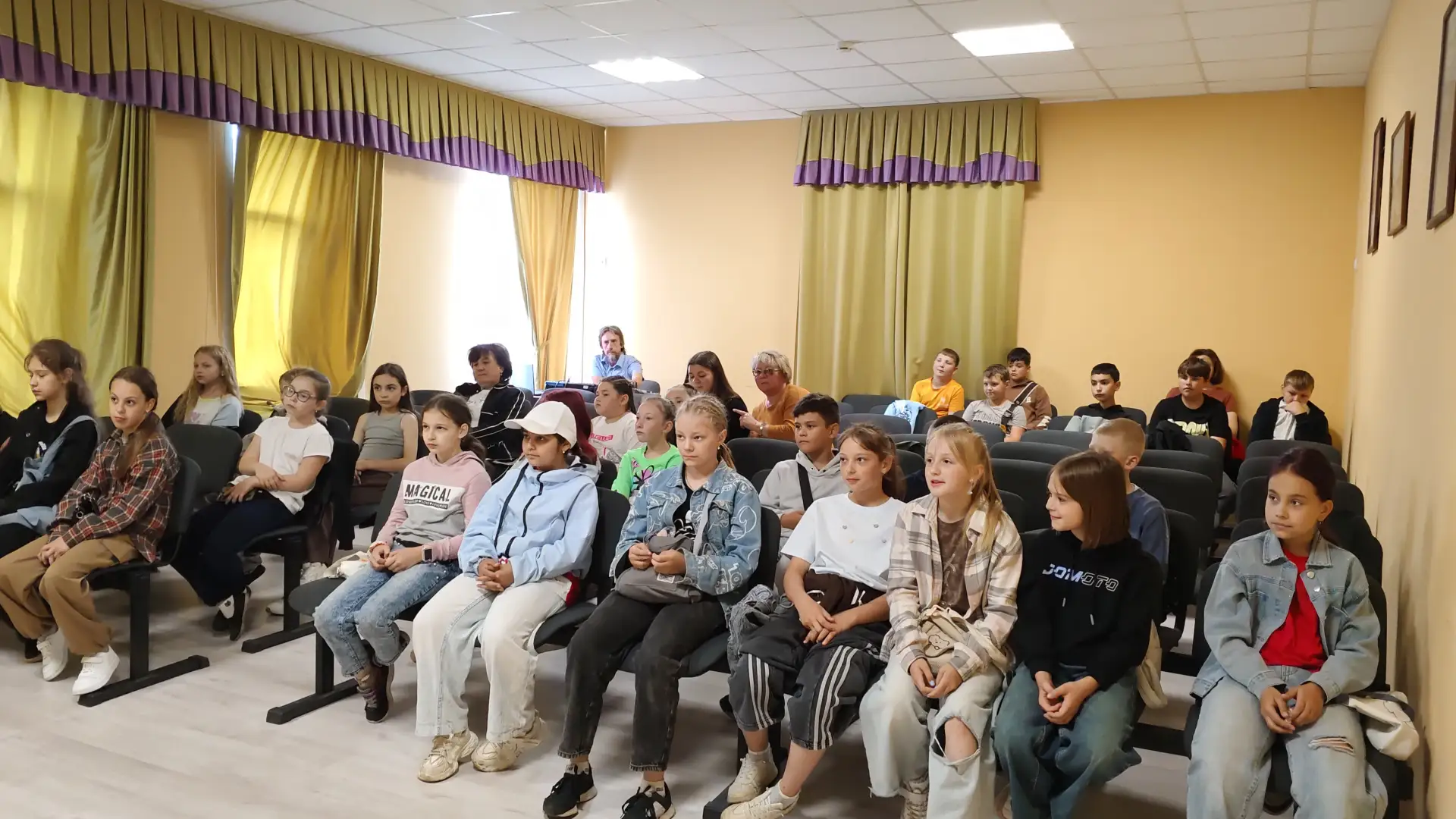 🎬Сегодня наш виртуальный кинозал посетили ребята из летнего оздоровительного лагеря при МКОУ СОШ г.
