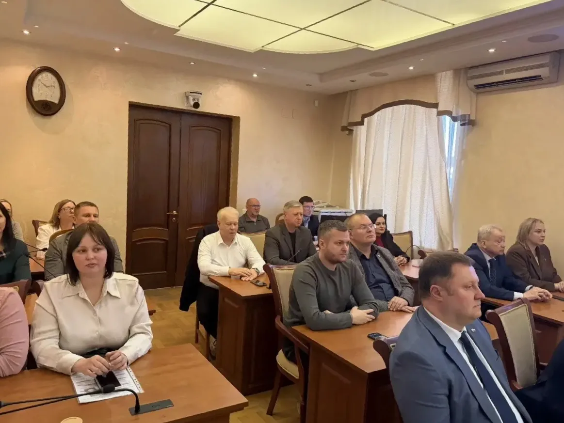 Продолжая серию плановых встреч с первичными отделениями партии «Единая Россия» в моём родном Санкт-