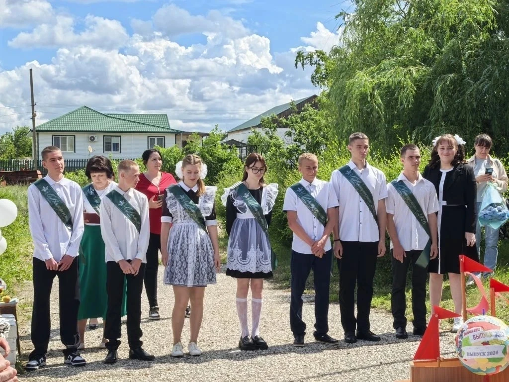 🔔В Новинском филиал МКОУ "Медведицкая СШ" прозвенел Последний звонок 2026🌟