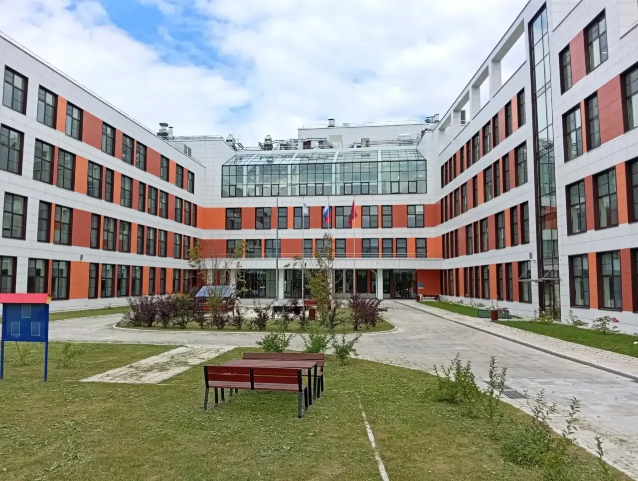 🏫У школы новоселье!