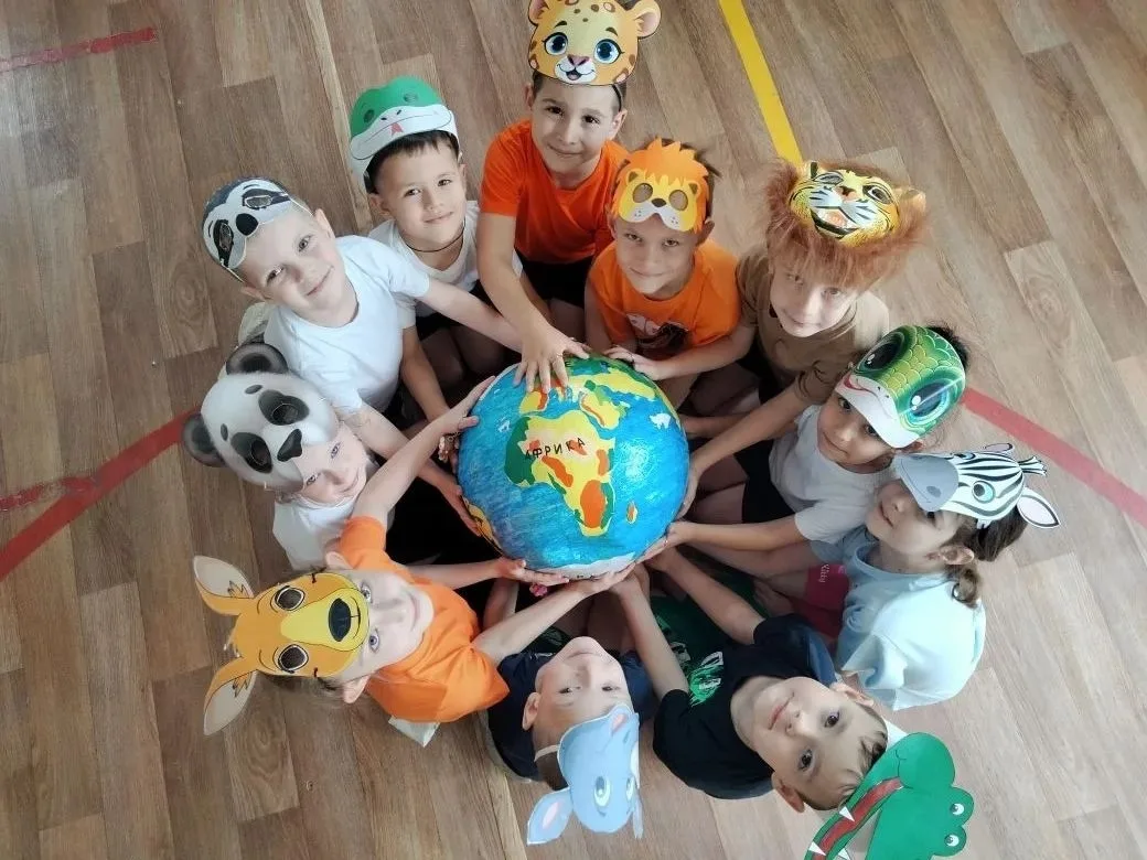 ЗОВ ДЖУНГЛЕЙ 🌴🌴🐊🦏🦒🦛🦜

В нашем детском центре прошла спортивно - развлекательная игра   "Зов д