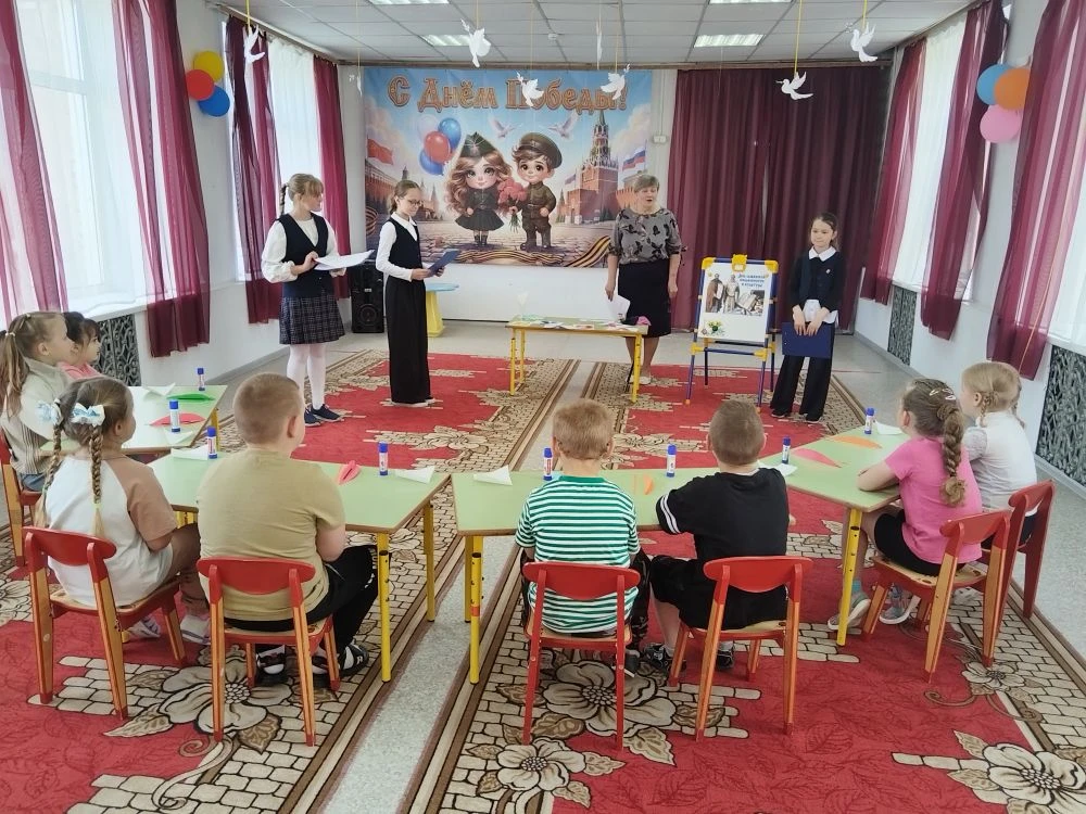 🎓Школьники познакомили дошколят со славянской письменностью.