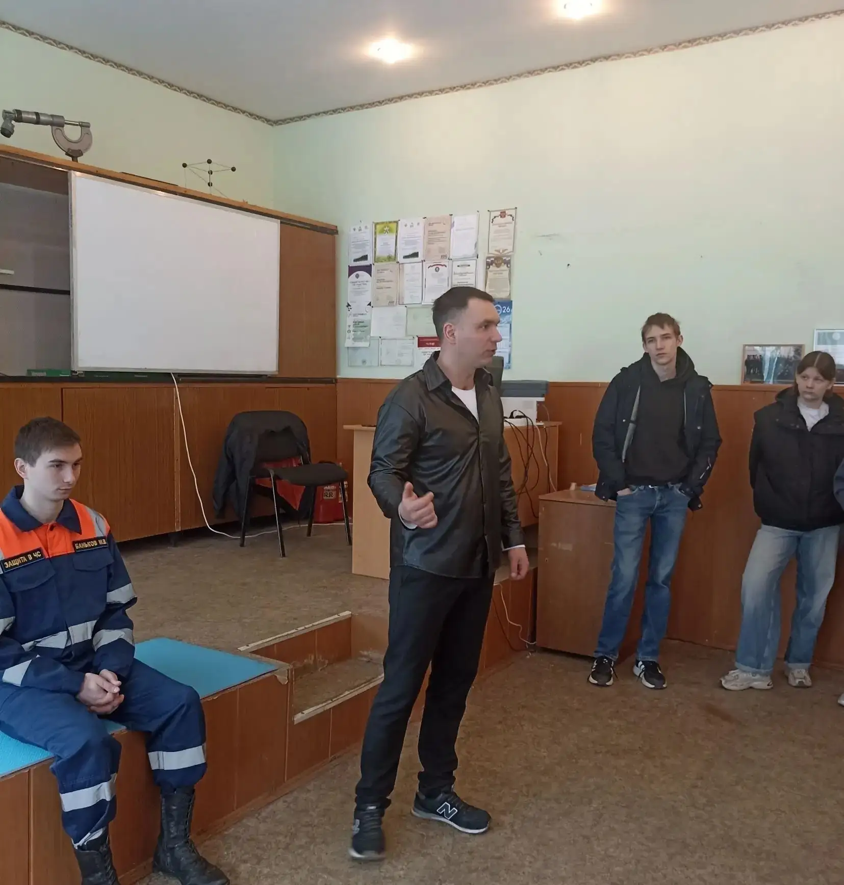 👍Все работы хороши  🏡Воспитанники детского дома "Гнёздышко" посетили День открытых дверей в СОГБПОУ 