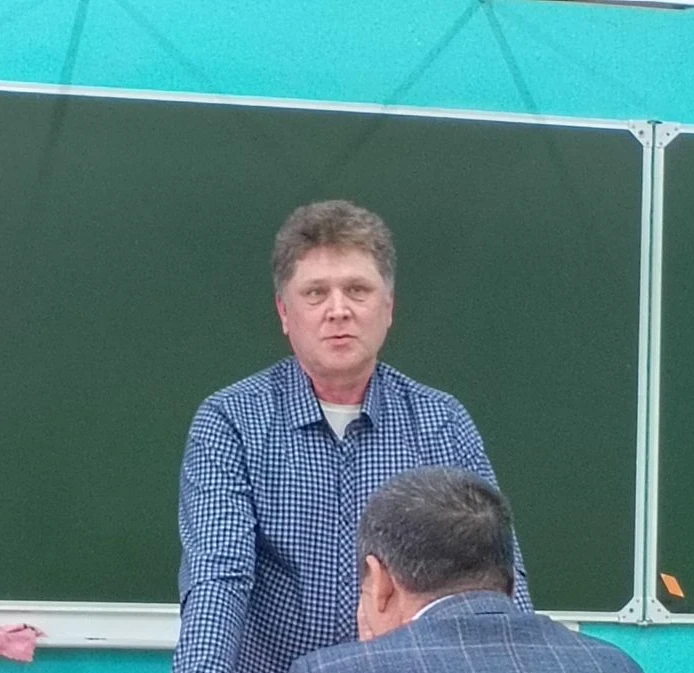 Сегодня в нашей школе 4 был проведен педагогический совет. Тема педсовета " Губернаторские инженерны