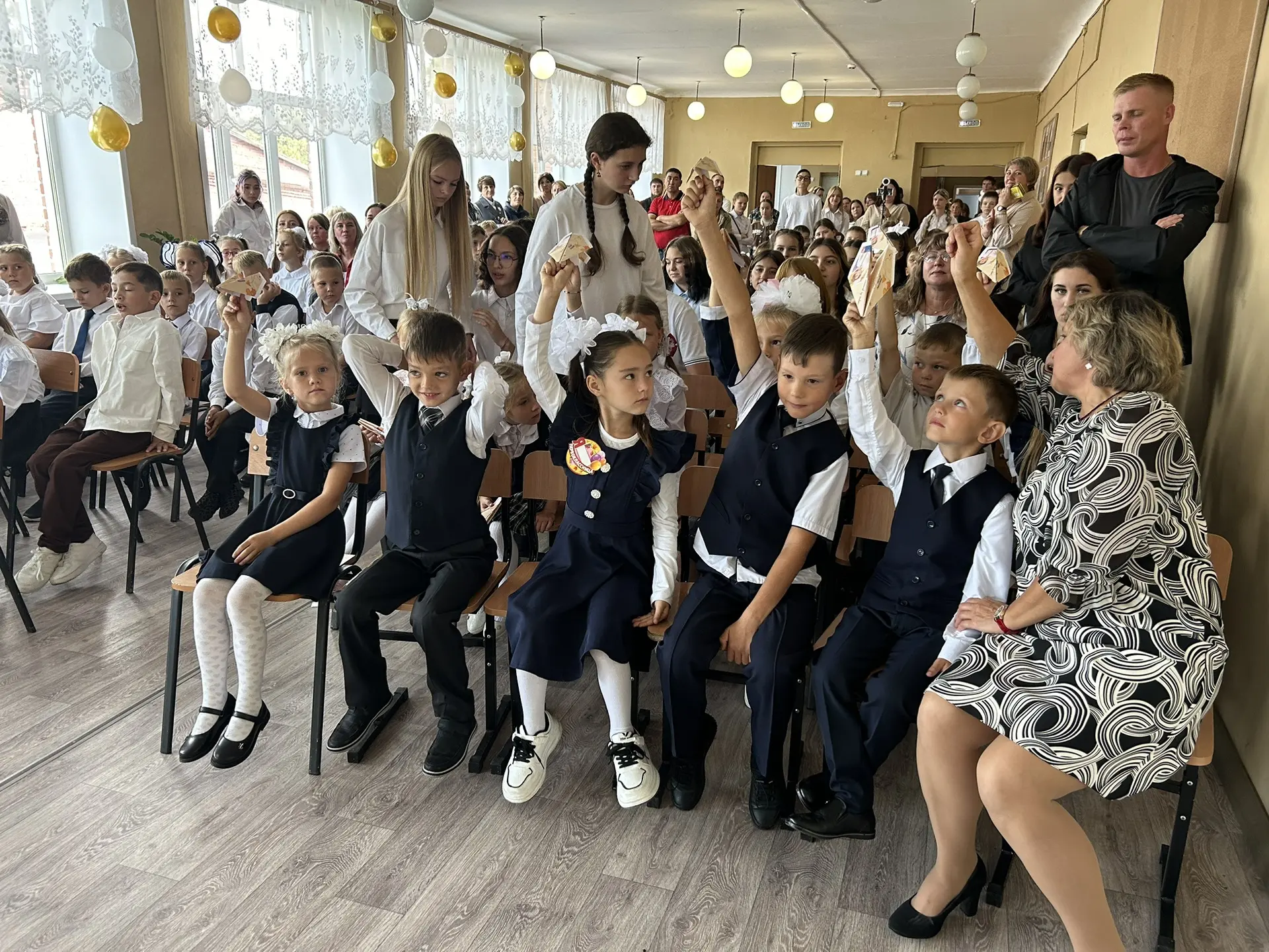🎉 «Самолётик будущего»: добрая традиция нашей школы! 🎉