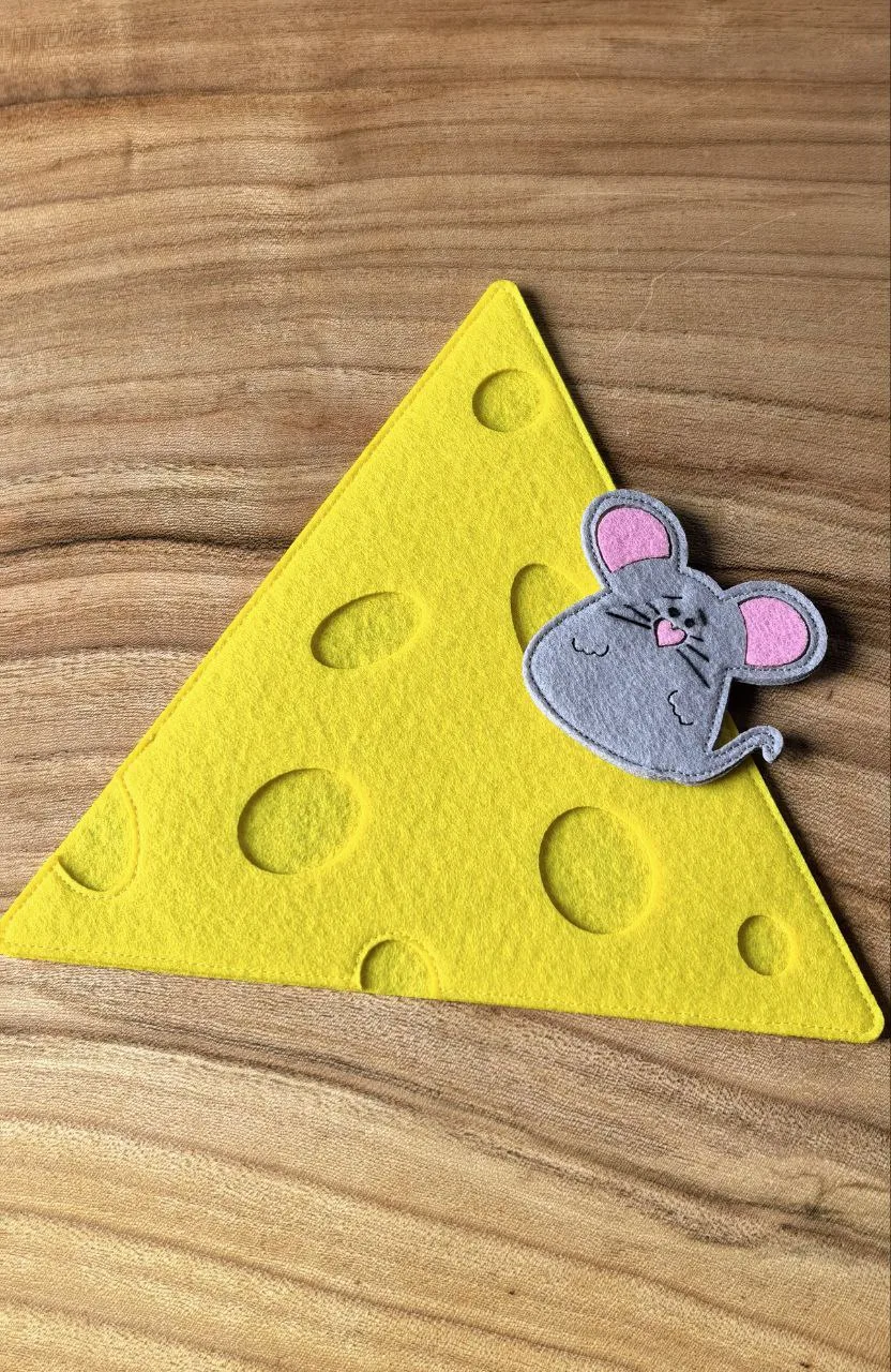 Правда ли, что мышки 🐭🐀 любят ❤️ сыр🧀?