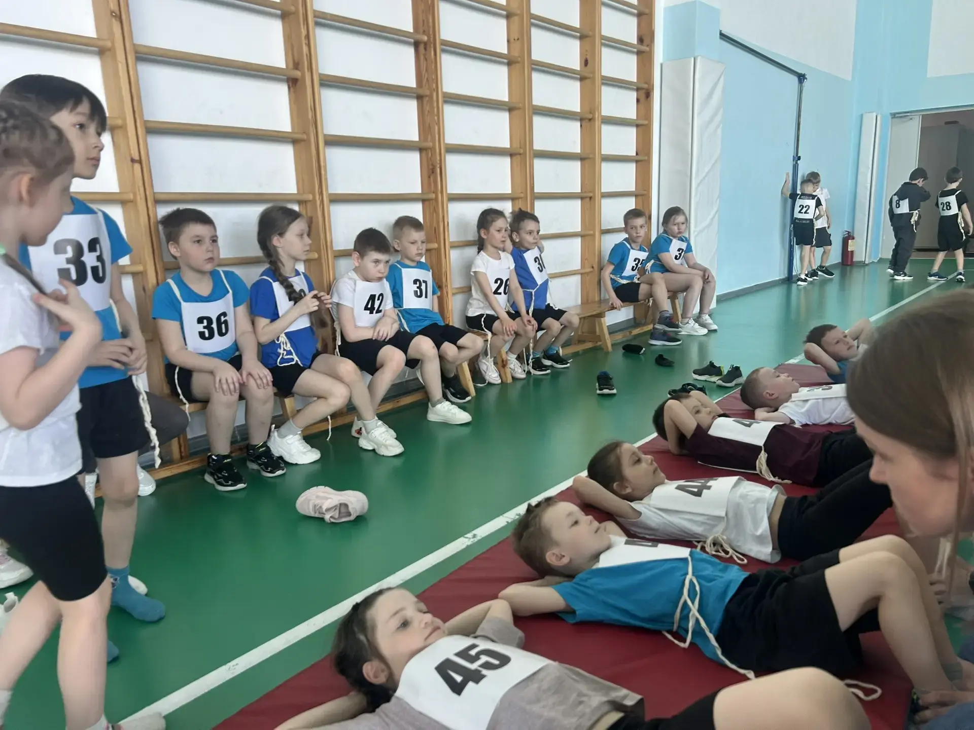 🏅 Спорт начинается с детства!   Наша школа превратилась в настоящий центр чемпионов. К нам в гости п