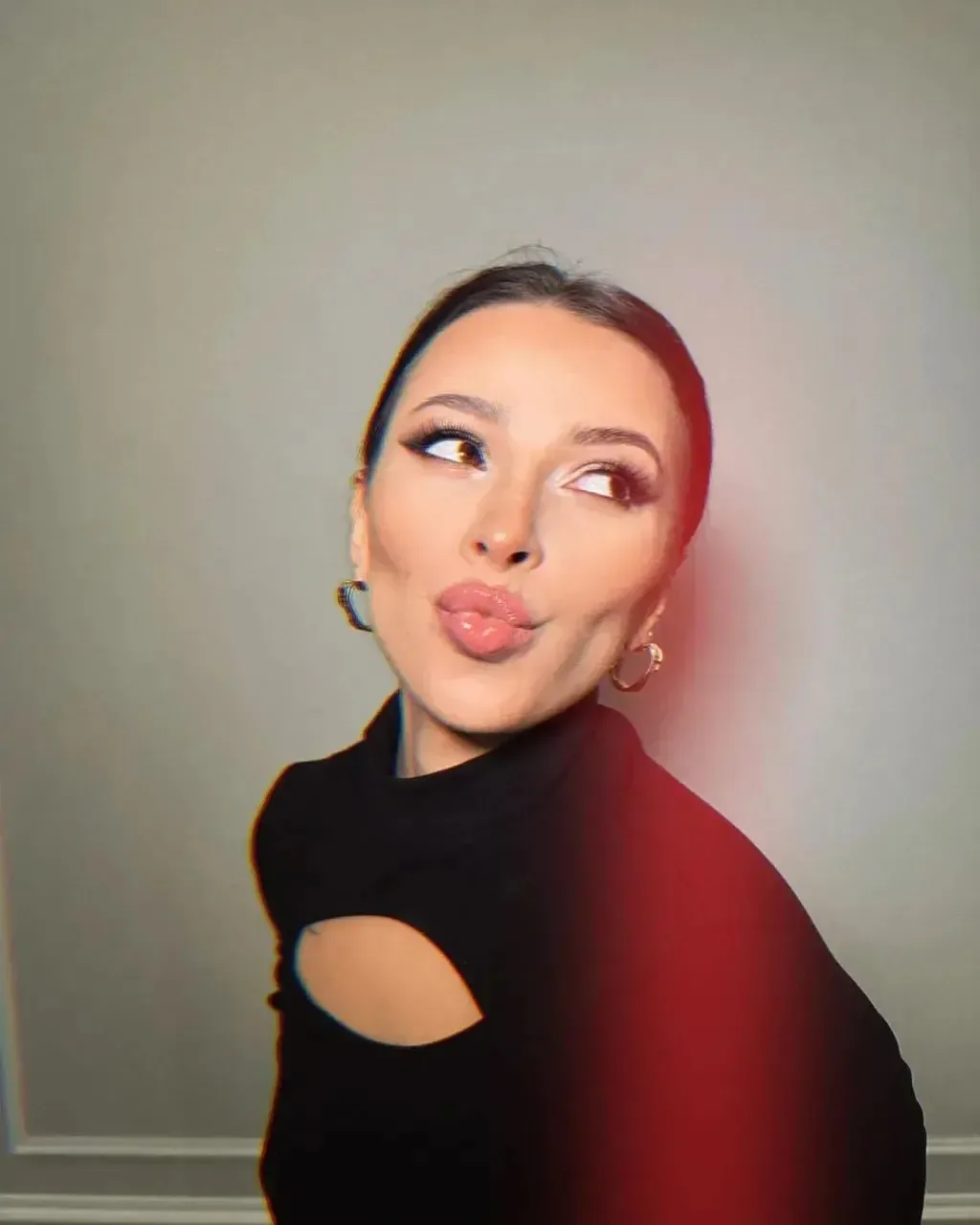 🍷 Анна
Возраст: 25
Место: Москва

О себе:
Фитнес, красота, шоппинг ❤️

🍷 Написать: max/Знакомства/