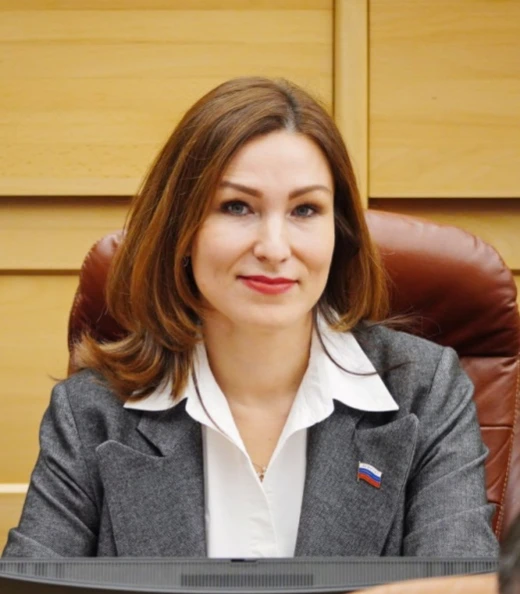 Депутат ведёт прием